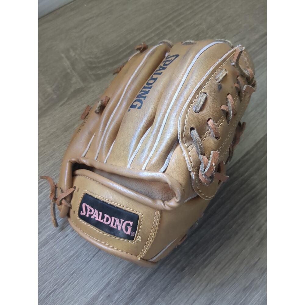 Spalding Glove T-Ball Stadium Series EZ Flex Righty Thrower Youth Dwight Gooden